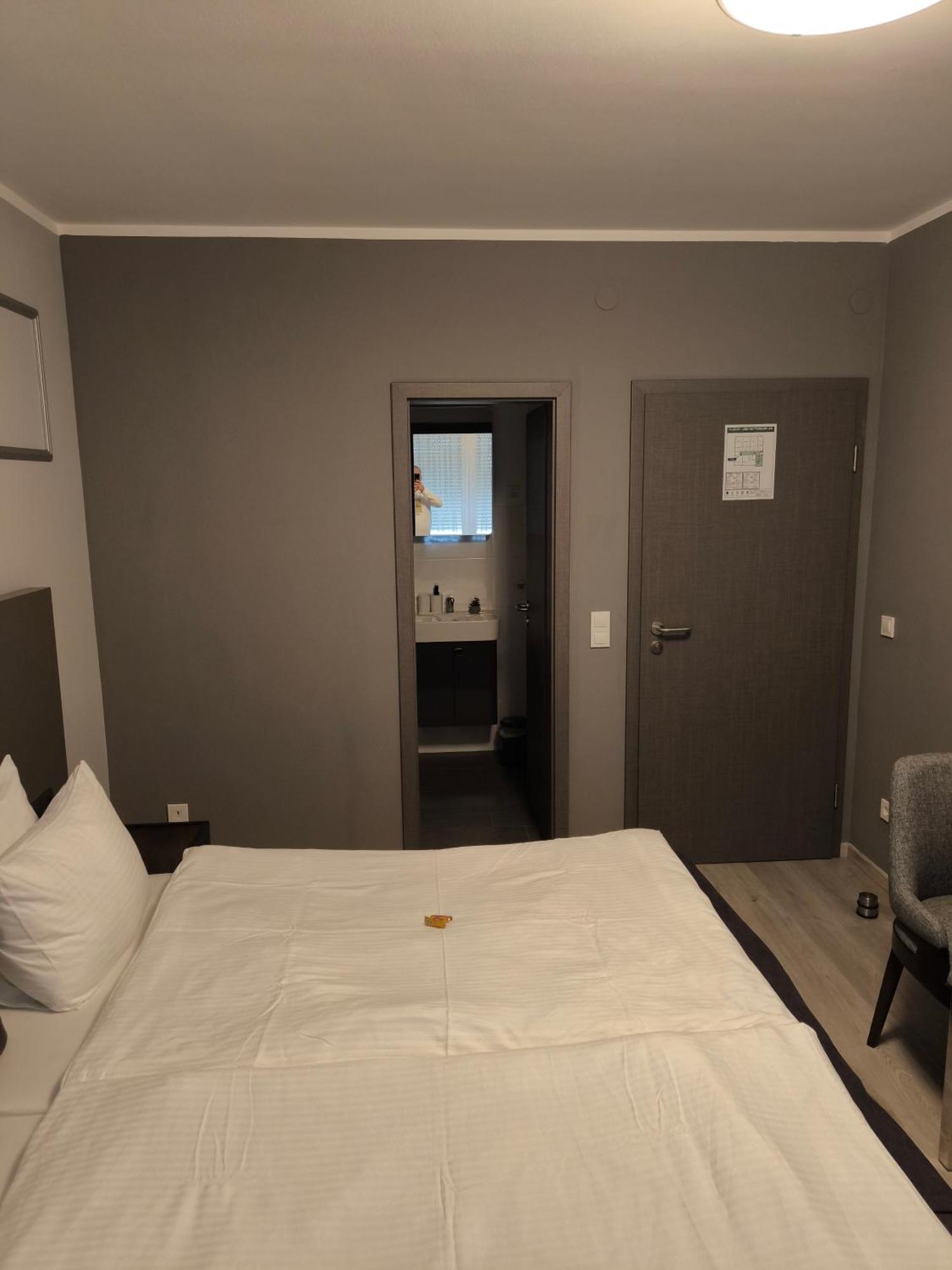 Loewen Hotel Radevormwald Eksteriør billede